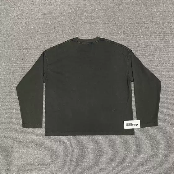 Make old leather embroidered logo long sleeved T-shirt