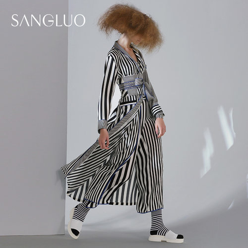 桑罗设计师条纹系带外穿家居服