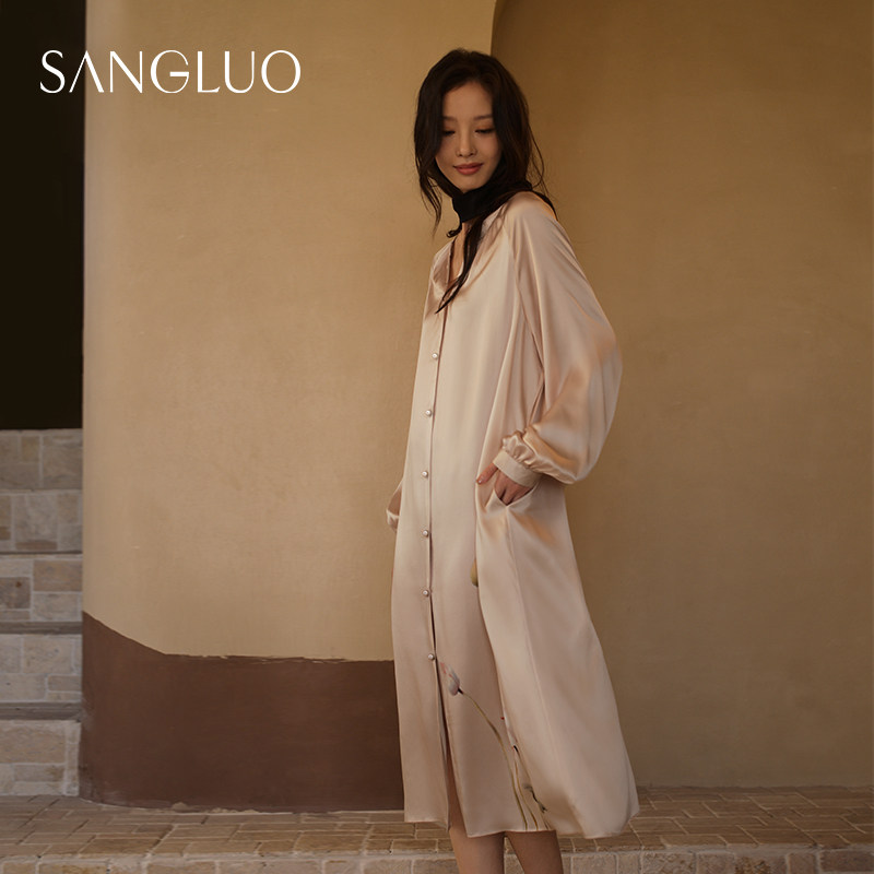 桑罗新中式禅意芙蕖印花真丝睡裙长款宽松珍珠扣桑蚕丝国风家居服