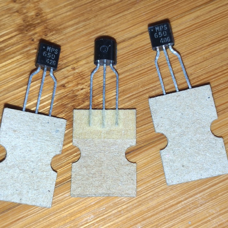 插件三极管ONMPS650小功率