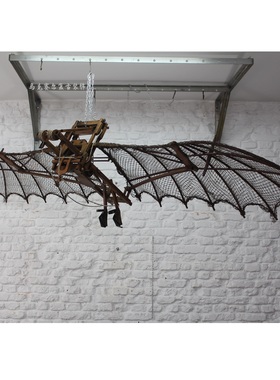 复古朋克铁艺大型室内翅膀蝙蝠飞翼3米吊饰装饰酒吧餐厅飞行器