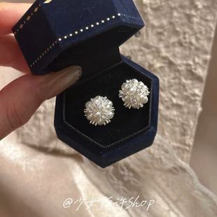 「珍珠绣球花」银色圆形微镶珍珠花球耳钉女高级感轻奢耳环新款
