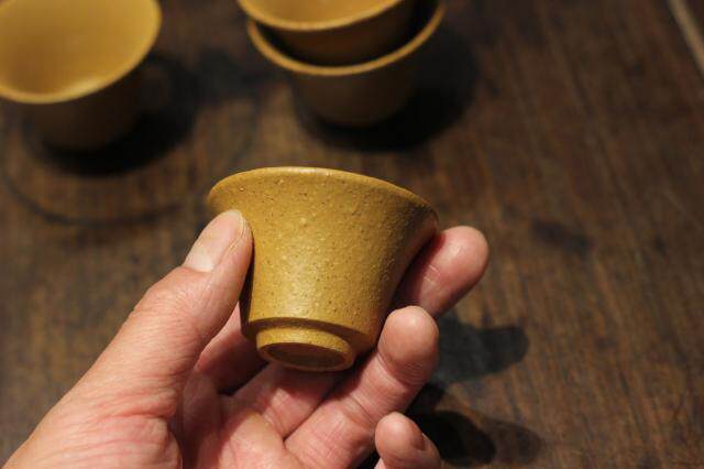锦合吴鑫黄金段泥马蹄杯 宜兴原茶杯