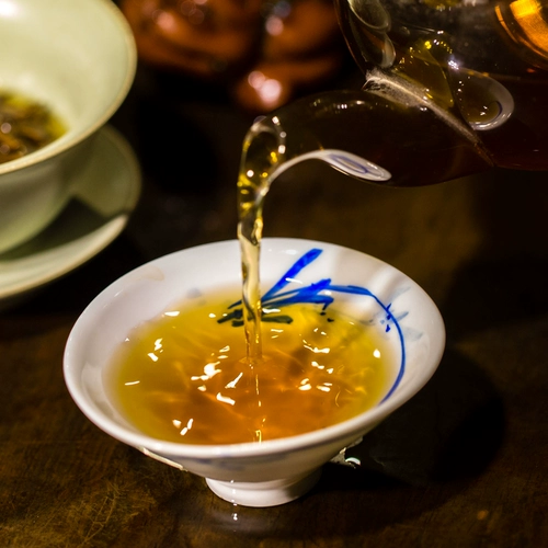Красный (черный) чай, чай «Горное облако», подарочная коробка в подарочной коробке, ароматный чай Лапсанг сушонг, 2023