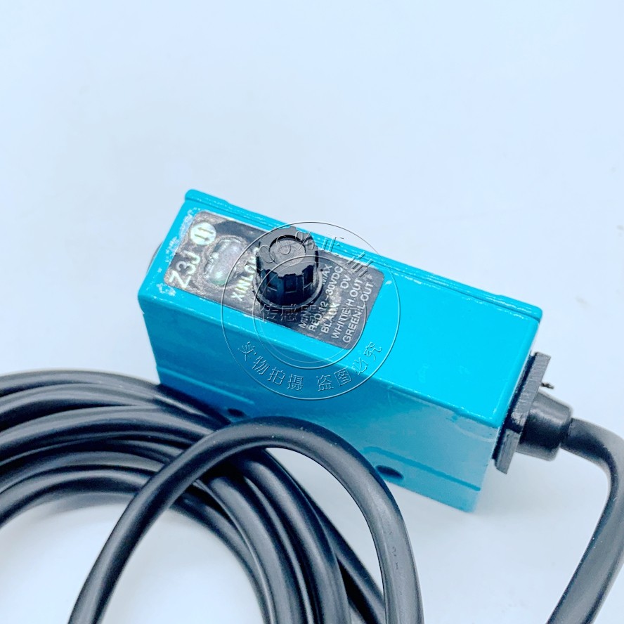 Z3J-DS30E3红外检测开关 放料光电 光电开关 制袋机放料光电 特价