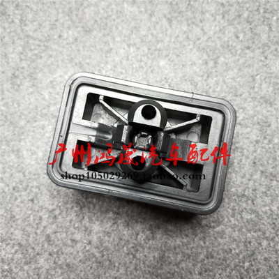 宝马3系E46 320 323 325 328 330顶车胶块335i千斤顶胶举升机胶垫