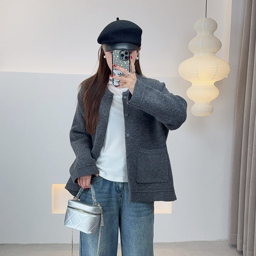 双天25年冬季胖mm新款气质排扣口袋针织开衫大码外套女高级感F662