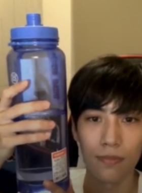 林子闳同款keyway带吸管水杯上学女简约学生用塑料男运动大容量