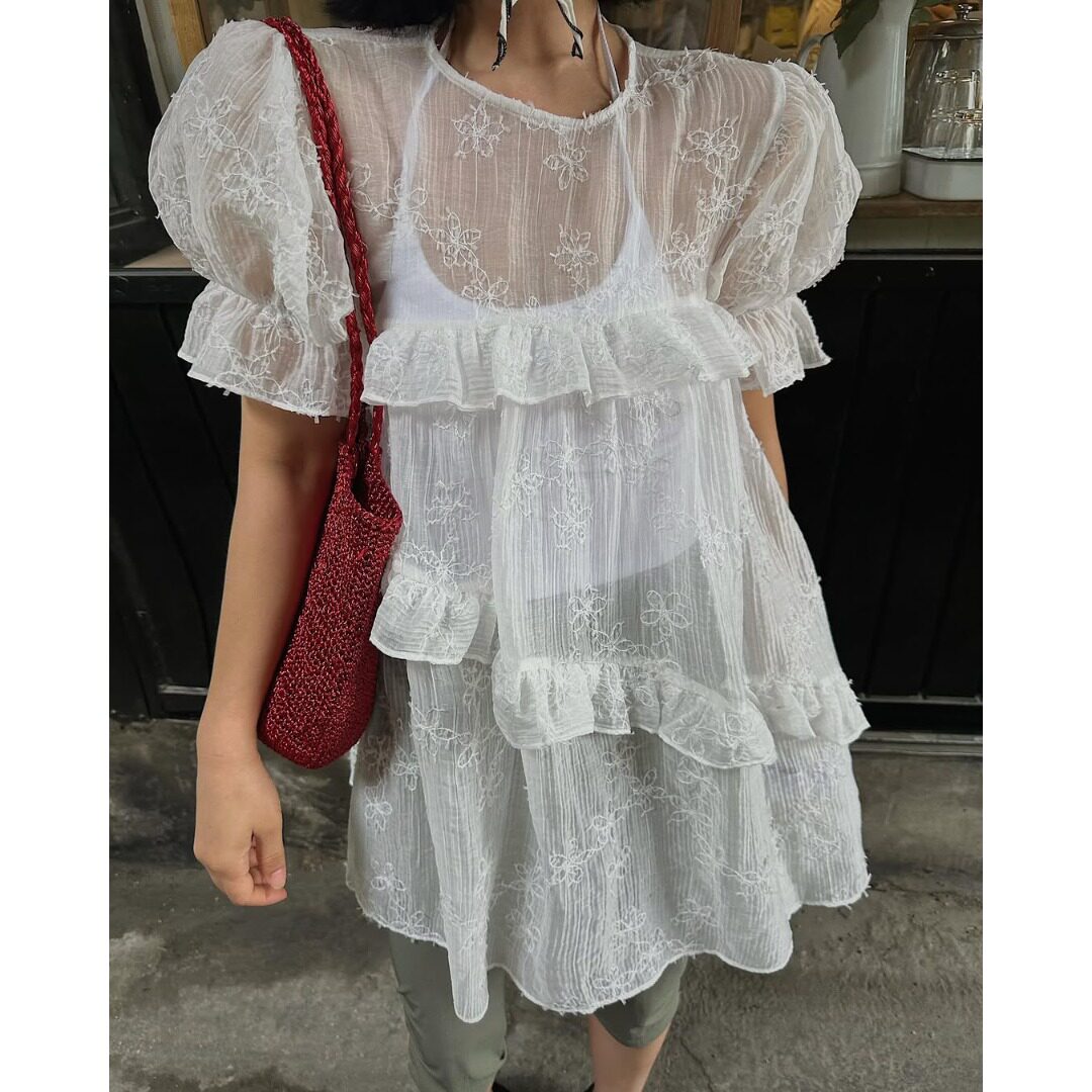 韩国微透蕾丝钩花荷叶边娃娃衫女