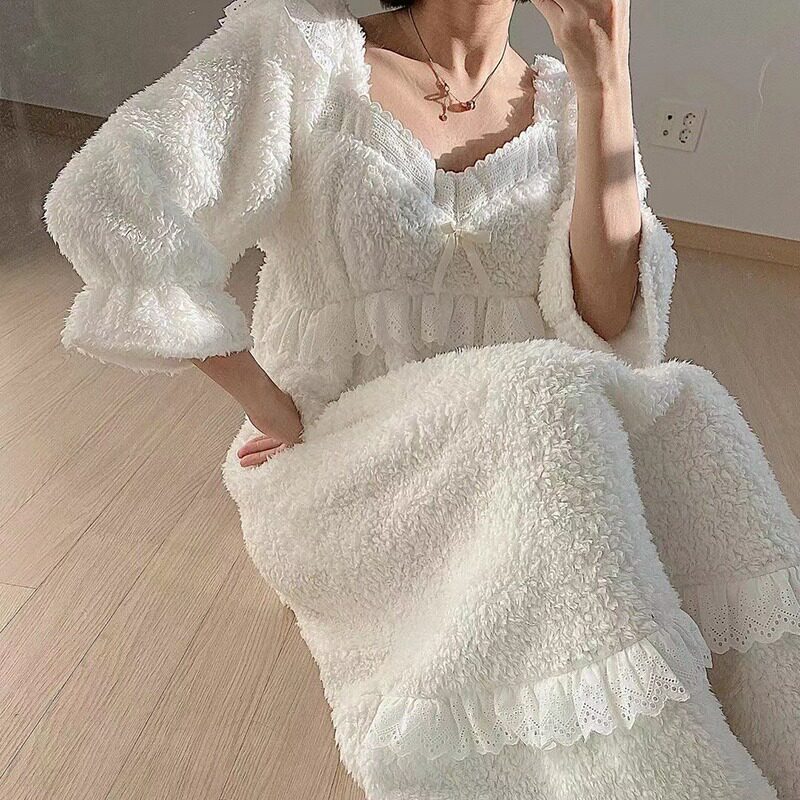 韩国甜美蕾丝花边加厚珊瑚绒睡裙