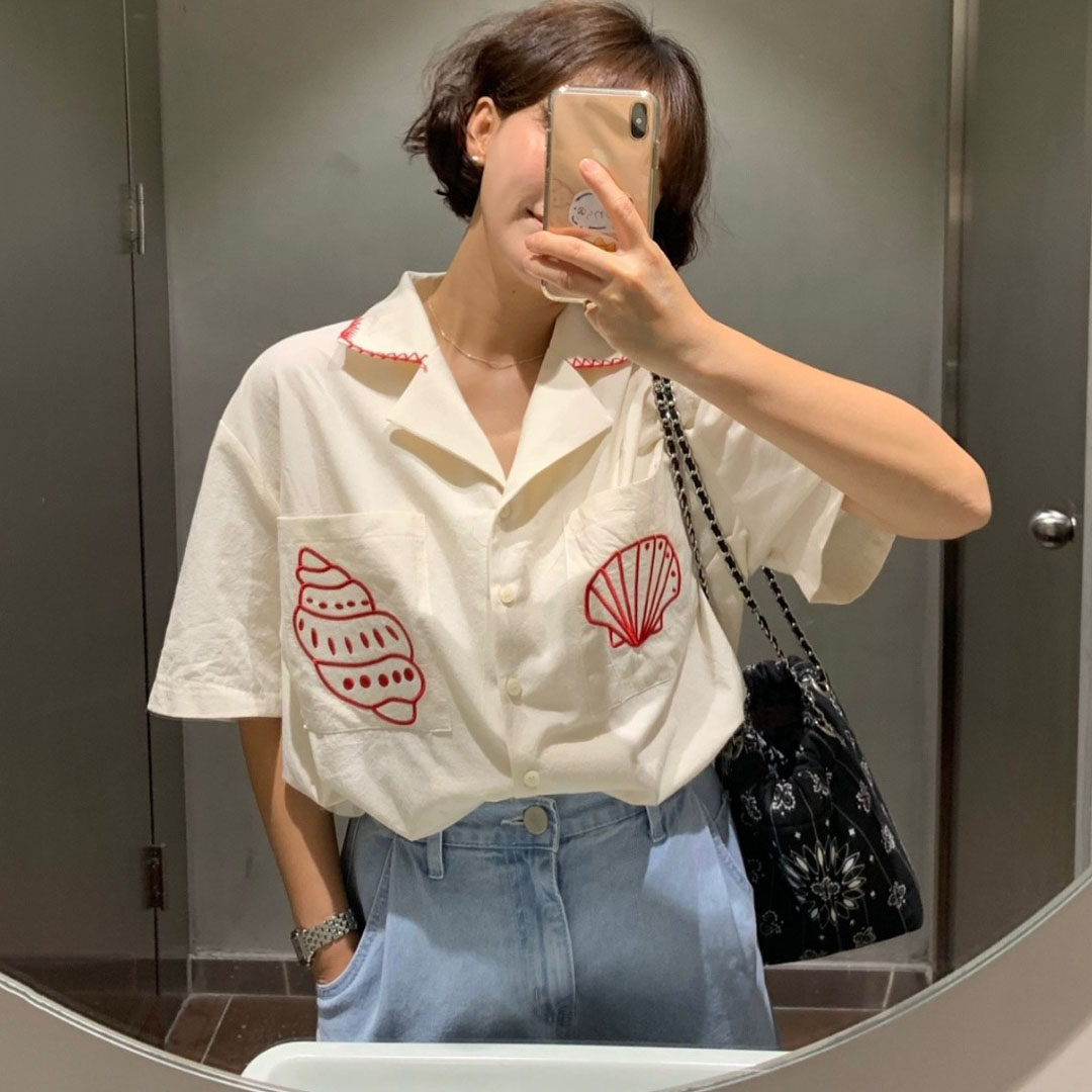 韩国东大门海洋贝壳刺绣缝线翻领宽松单排扣口袋短袖上衣衬衫女春