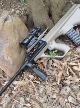 金箭AUG电动单连发玩具枪CS突击步枪游戏同款儿童男孩节日礼物