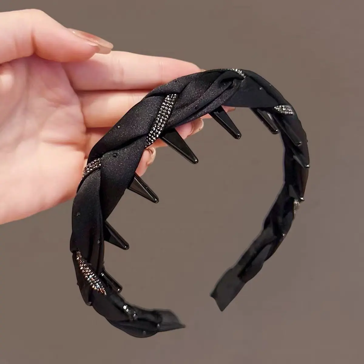 蓬松感水钻编织褶皱头箍2025年新款防滑带齿头箍增高颅顶气质发箍