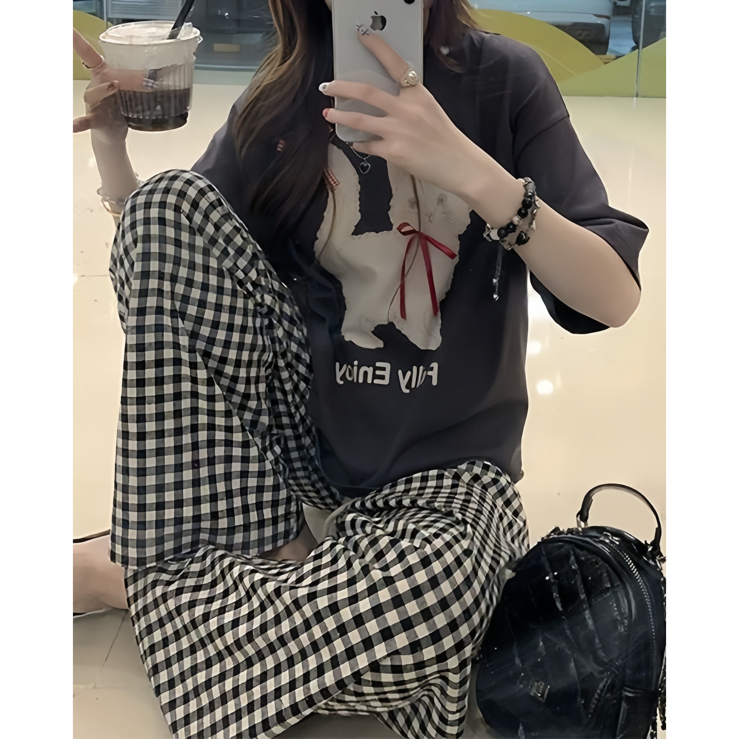 圆领可爱猫咪印花立体蝴蝶结短袖深灰色T恤女宽松显瘦减龄上衣