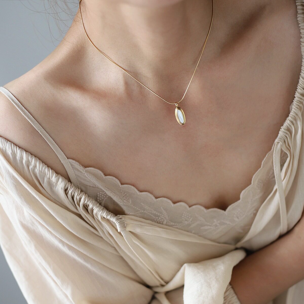 中古南法假日风贝壳椭圆玉镜锁骨链