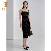 2026冬季 新品 百丝轻奢风黑色吊带连衣裙轻职场魅力波点通勤长裙女