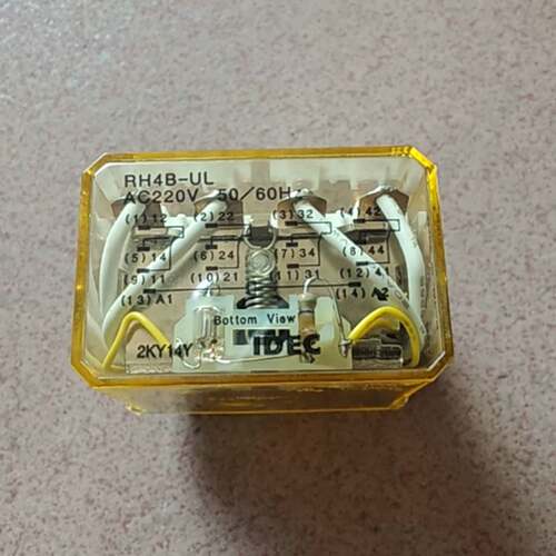 可维修RH4B-UL继电器，AC220V，14脚，日议价