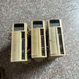 可维修东伺服驱动器TSTA 20C(750w)3台 成色如图议价