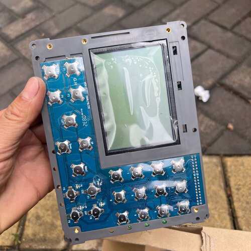 议价台湾泓格科技控制屏，型号：PV037-LSX2A-N0R0，可维修