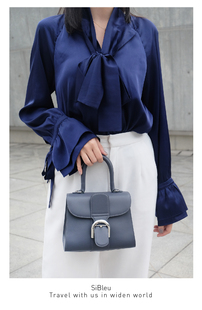 原创飘带喇叭袖 法式 v领系带超百搭衬衣 Bleu