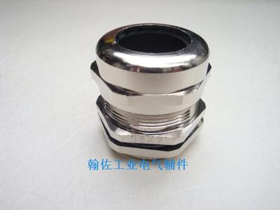 M36*2黄铜镀镍防水接头葛兰