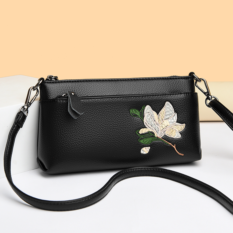 新中式国风女包2025新款真皮质感小包包妈妈单肩斜挎包小拎包软皮