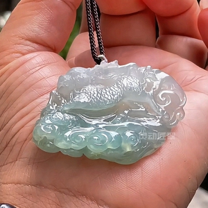 冰种汉代风飘绿麒麟翡翠挂件