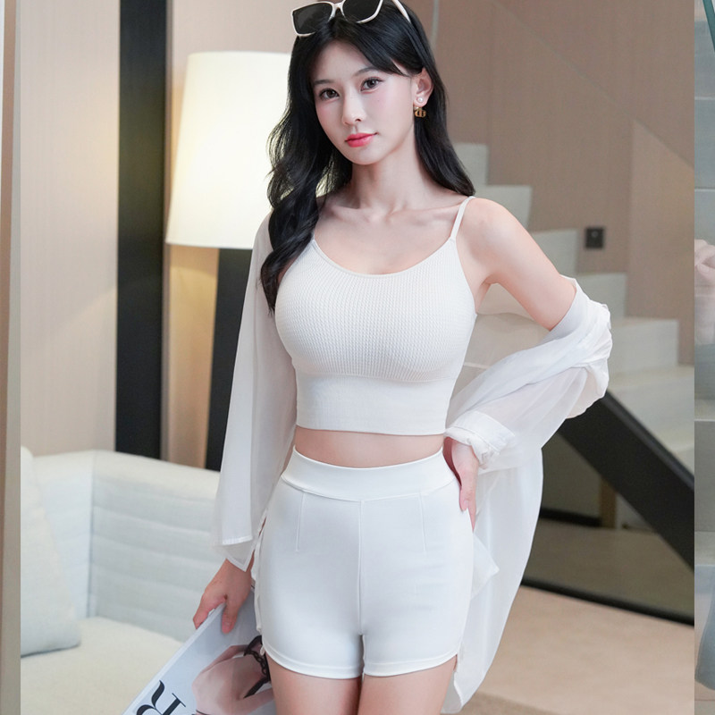 高腰白色瑜伽短裤女夏弹力辣妹韩版舞蹈包臀显瘦百搭休闲打底热裤
