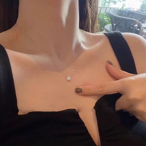 超闪六爪钻石项链女轻奢小众气质时尚名媛锁骨链2026新款爆款颈链 - 封面