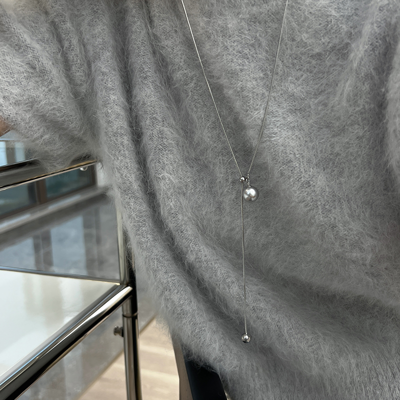 三色强光仿珍珠抽拉长款毛衣链2025新款蛇骨链轻奢简约小众项链女