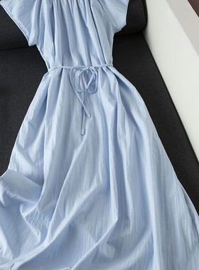 飞飞袖 贝壳扣装饰 圆领短袖宽松长款纯色连衣裙 L06118