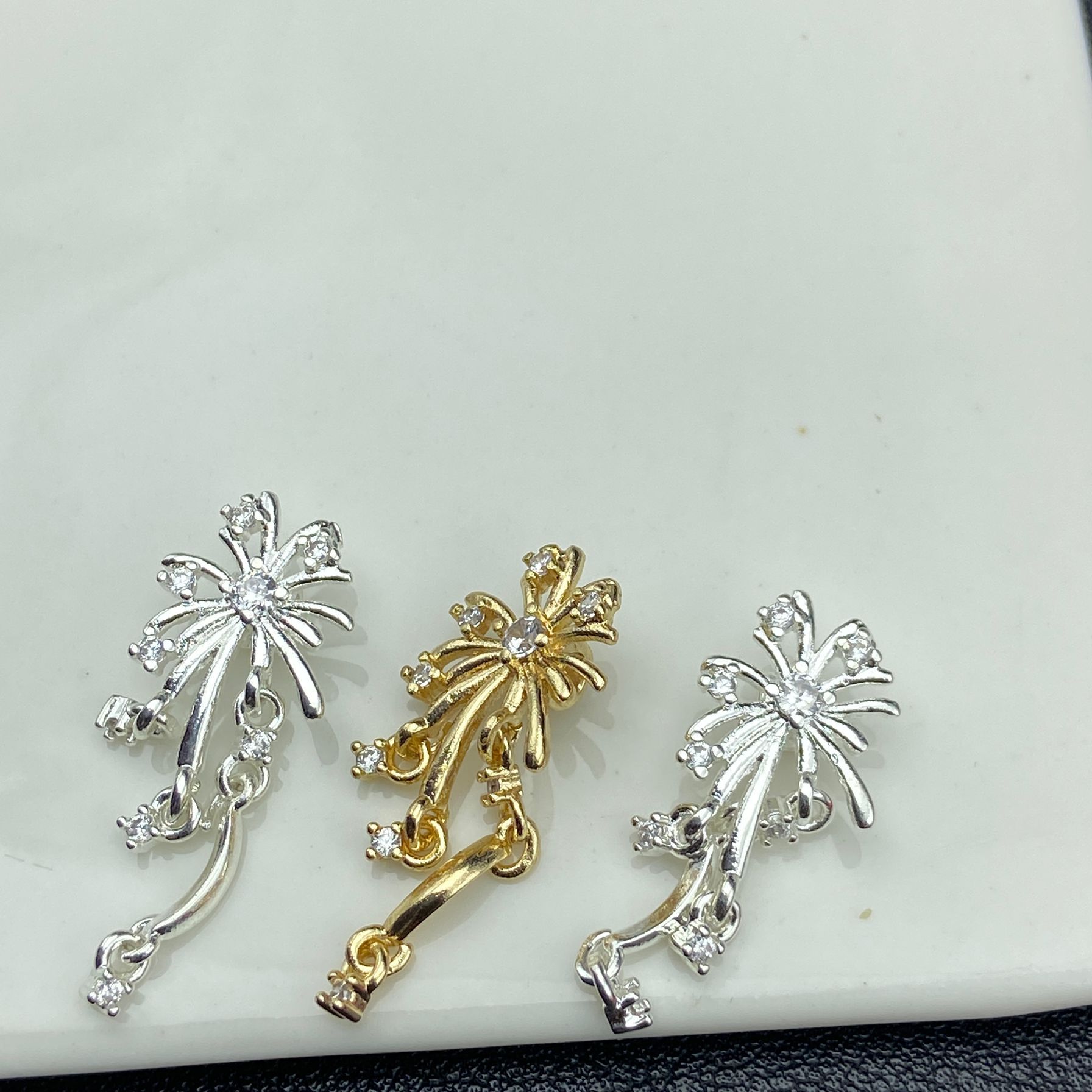 14k高保色镶锆石烟花吊坠流苏水