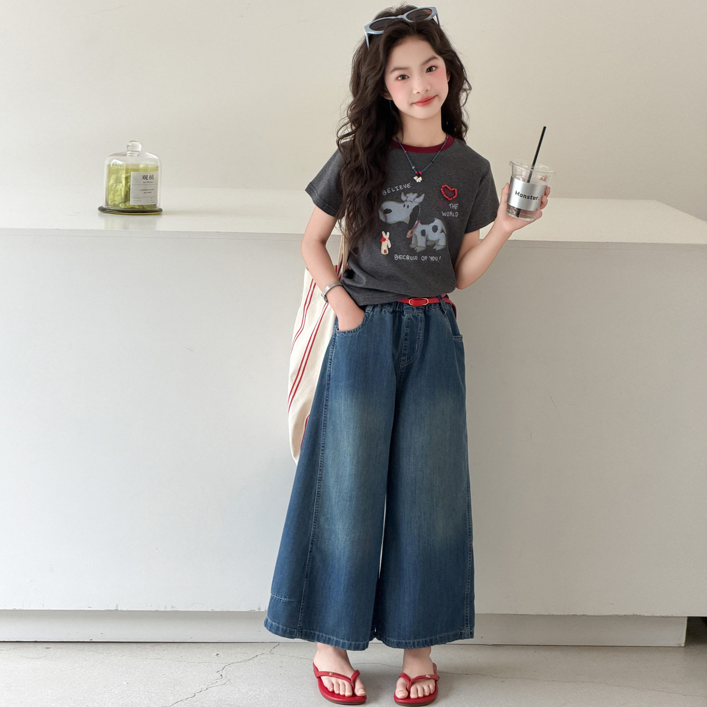 夏季女童短袖T恤新款中大童装儿童女孩卡通修身短款潮流t百搭洋气