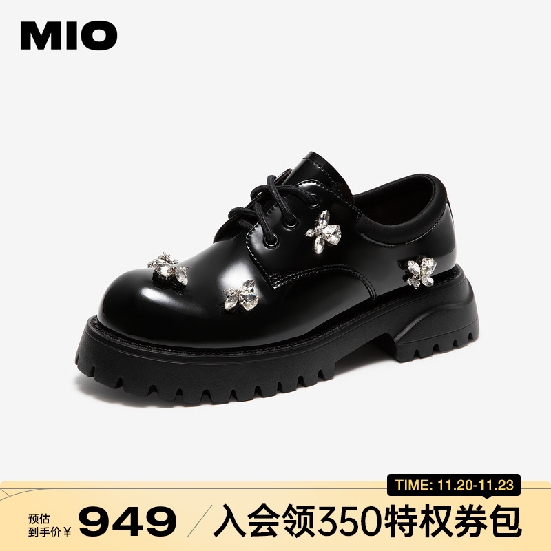 立体微翘圆头  微收自然楦型设计