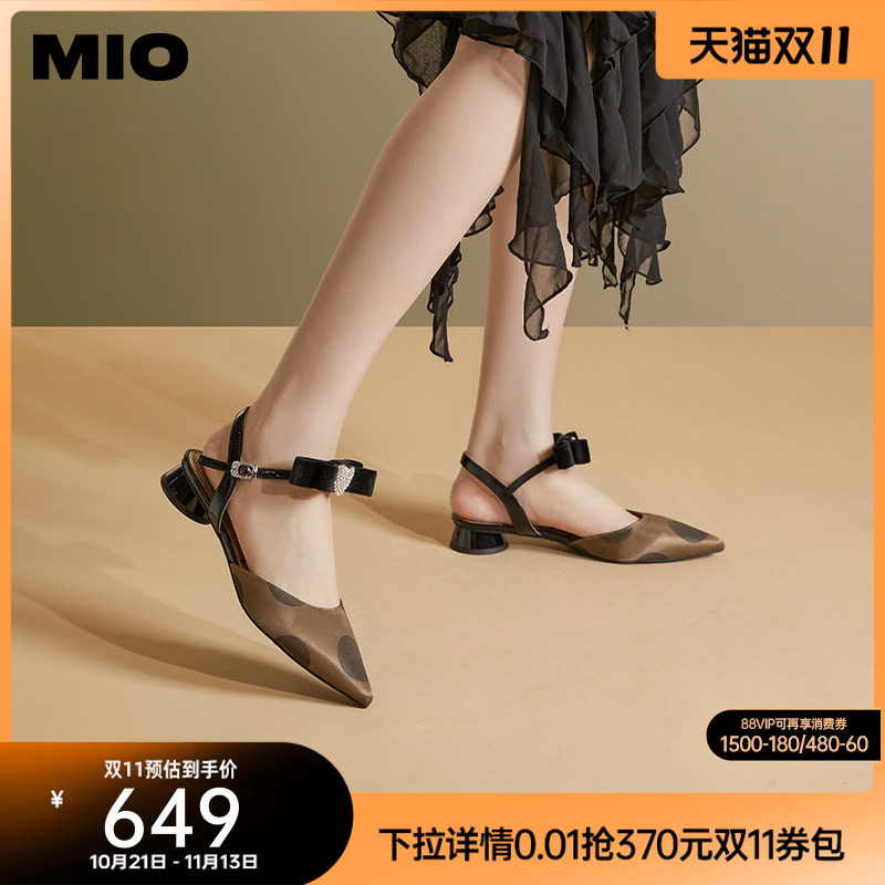 MIO米奥夏季尖头低圆跟凉鞋闪钻爱心蝴蝶结通勤时装凉鞋女