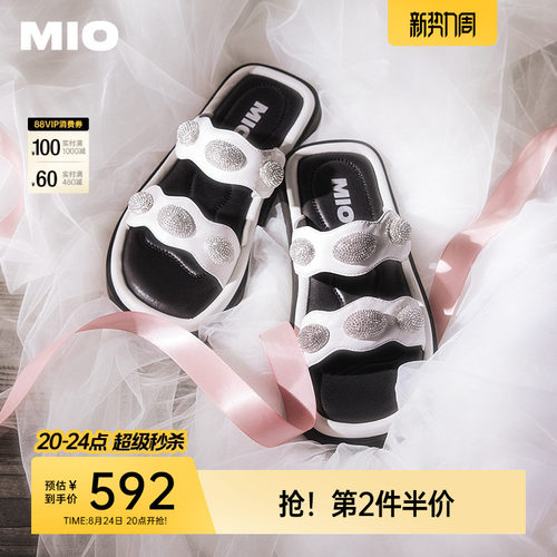 清爽一字带式  采用露趾楦型设计