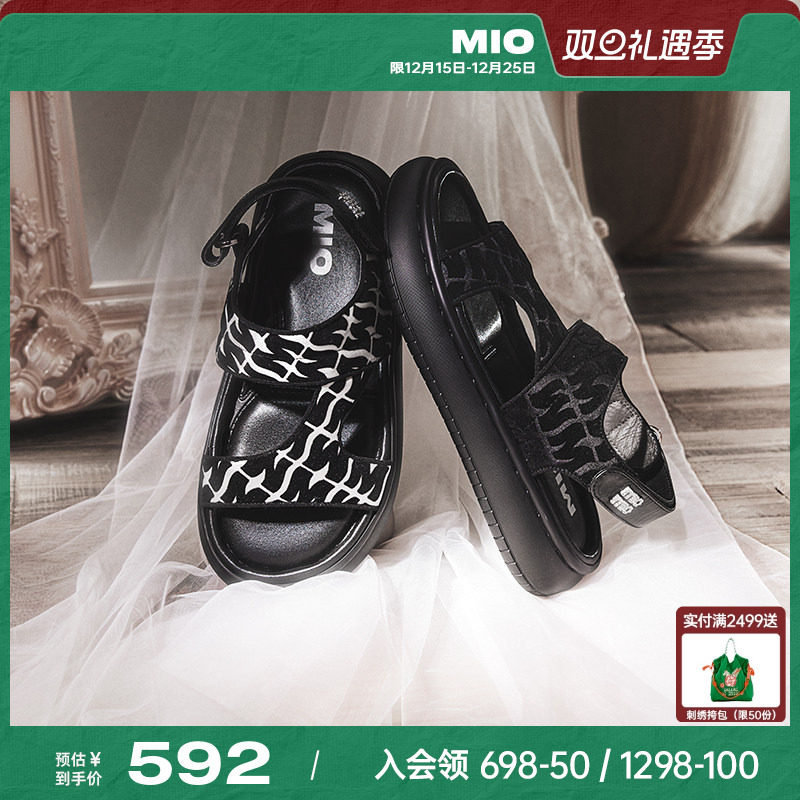 MIO米奥勃肯凉鞋女2025夏季新款M字平底厚底沙滩度假外穿一脚
