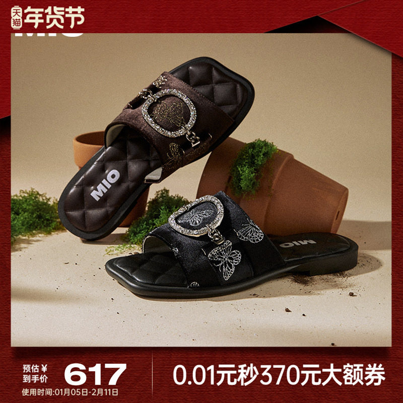 MIO米奥拖鞋女2025夏季新款中国风丝绒蝴蝶复古方头外穿圆扣凉