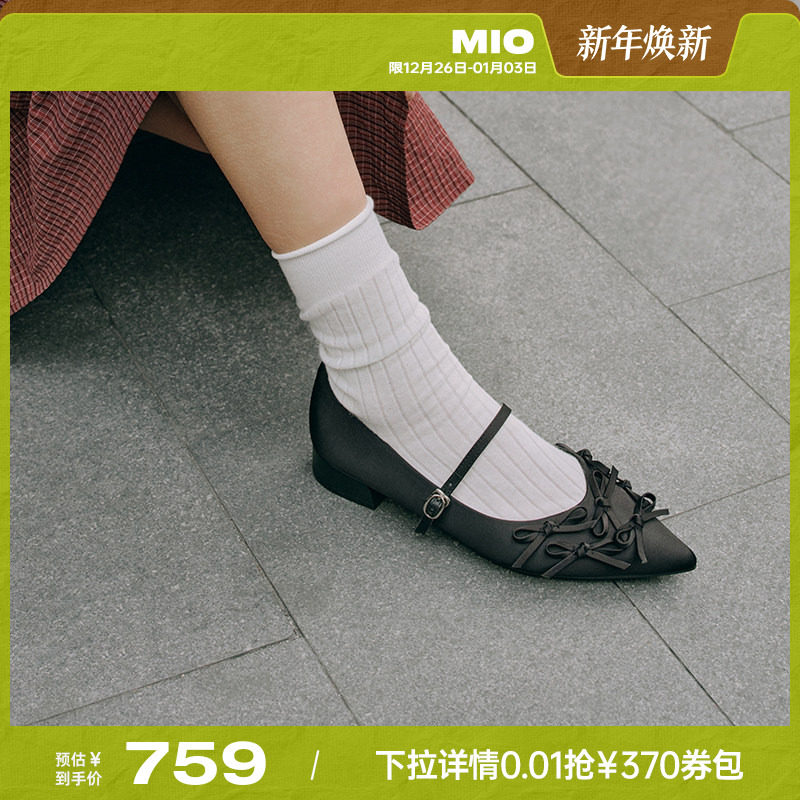 MIO米奥2025春季新款银装芭蕾玛丽珍鞋甜美蝴蝶结尖头坡跟单鞋