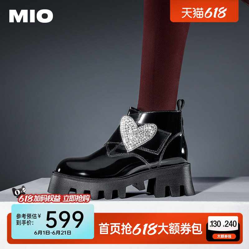 MIO米奥靴子冬季圆头高跟短筒靴爱心钻饰潮酷厚底时装靴保暖女靴