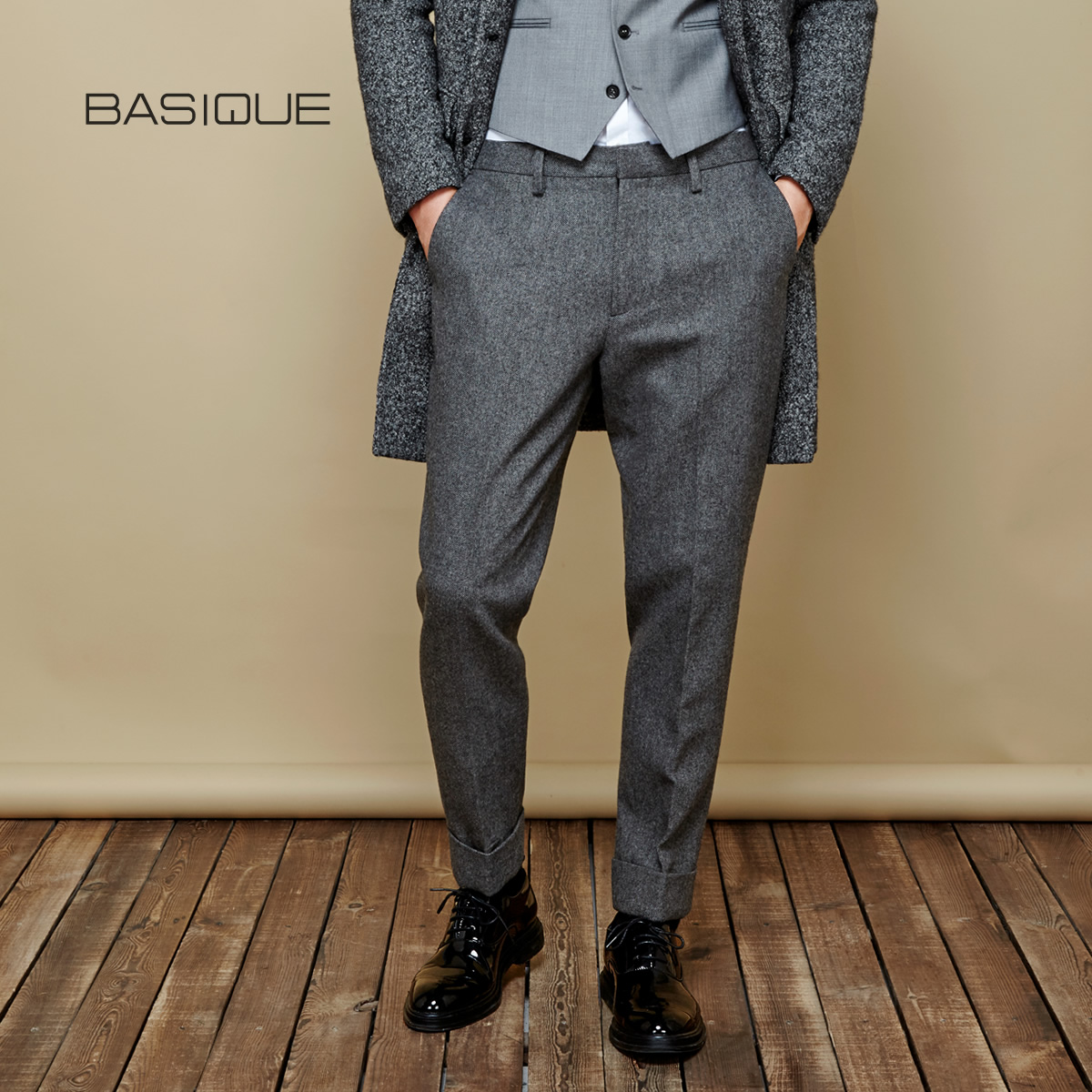 元本羊毛呢九分西裤男宽松小脚