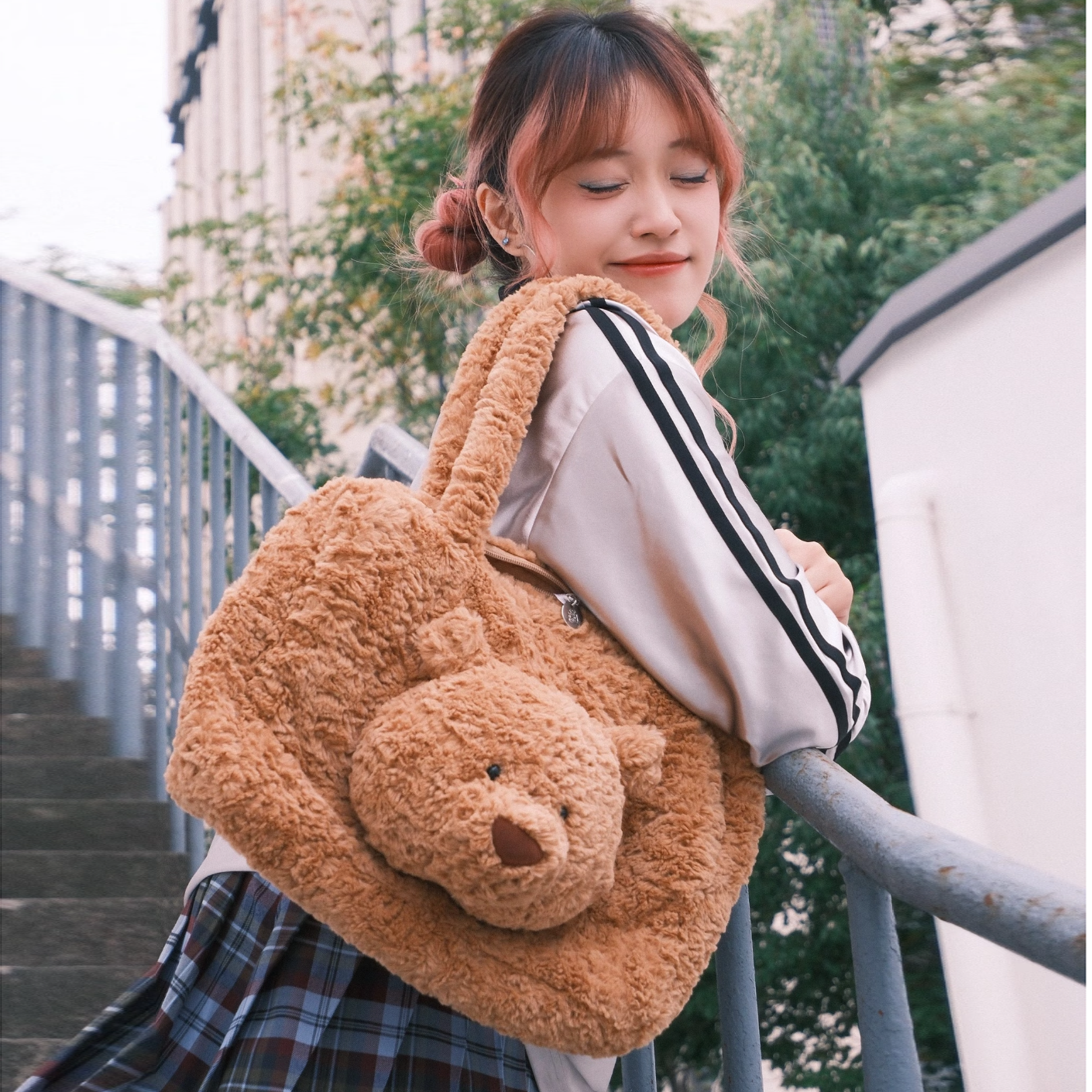 英国巴塞罗熊托特包手提包小熊包毛绒玩具玩偶生日礼物女朋友情人