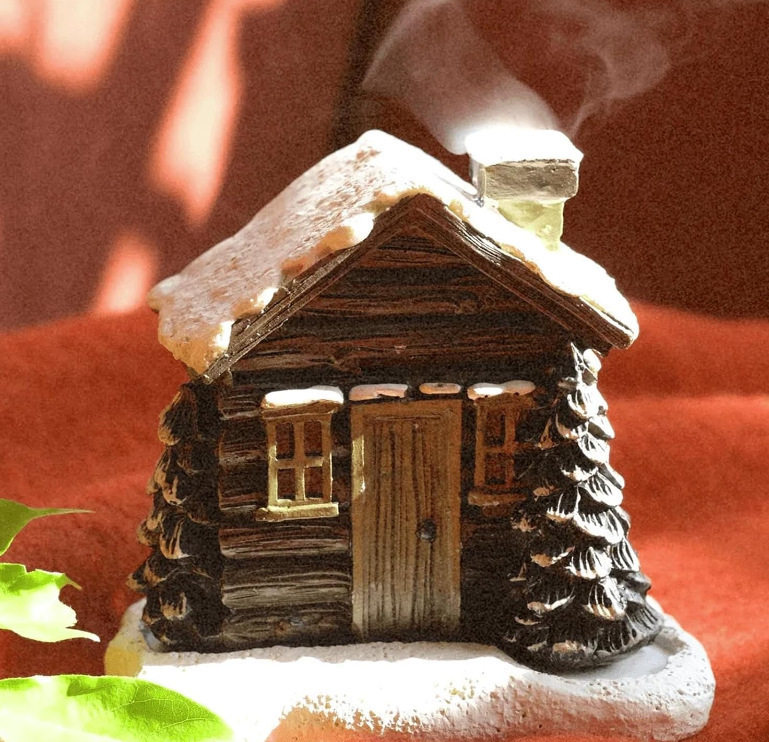 跨境圣诞小房子装饰品树脂木屋雪冬香锥燃烧器摆件景观装饰礼物