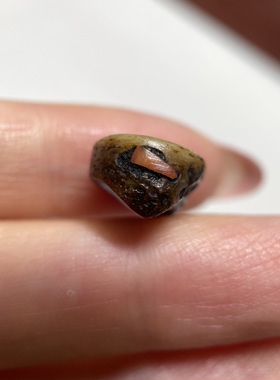 藏地百年原镶嵌红宝石灵骨珠单颗11.4mm 蝌蚪纹材质自观配珠 214