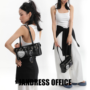 想挂什么挂什么 原创 黑色多孔打洞腋下包 春夏新品 简着25SS