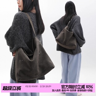 简着26SS新品原创佐尔马灰褐米钉装饰hobo包通勤托特包斜挎单肩包