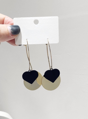 韩国新款个性时髦网红黑色爱心桃心前后两用金属圆片耳环耳钉饰品