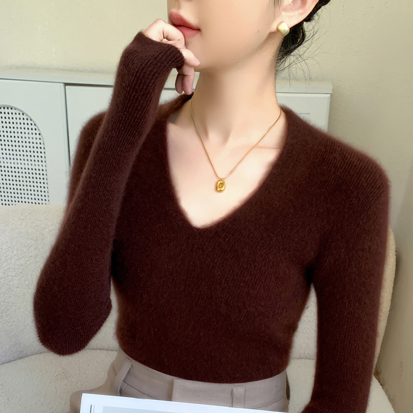 100%纯山羊绒衫女士V领加厚抽条毛衣秋冬季修身显瘦针织打底衫