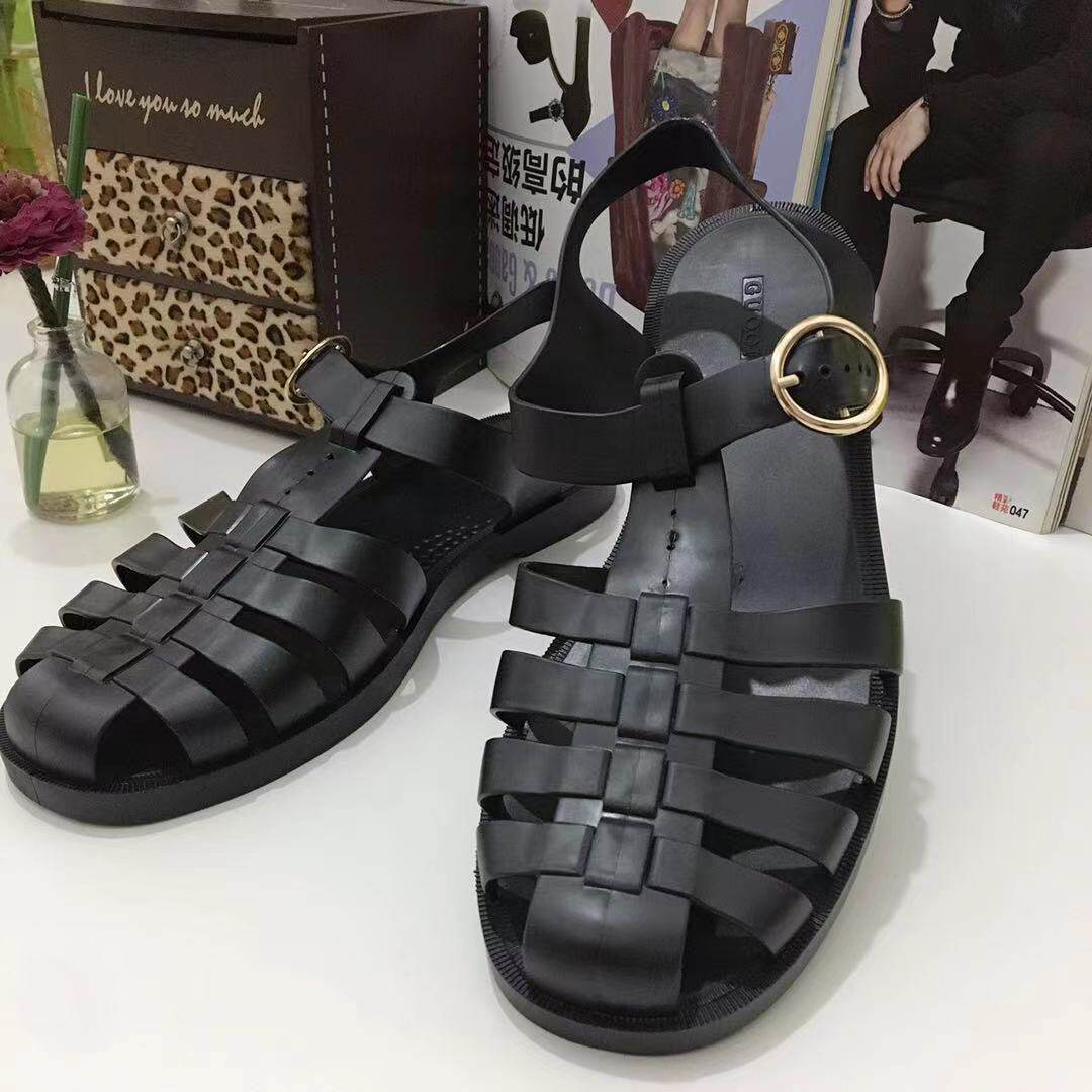 欧洲站镂空包头男女同款凉鞋时尚舒适搭扣鞋复古仿草编军凉