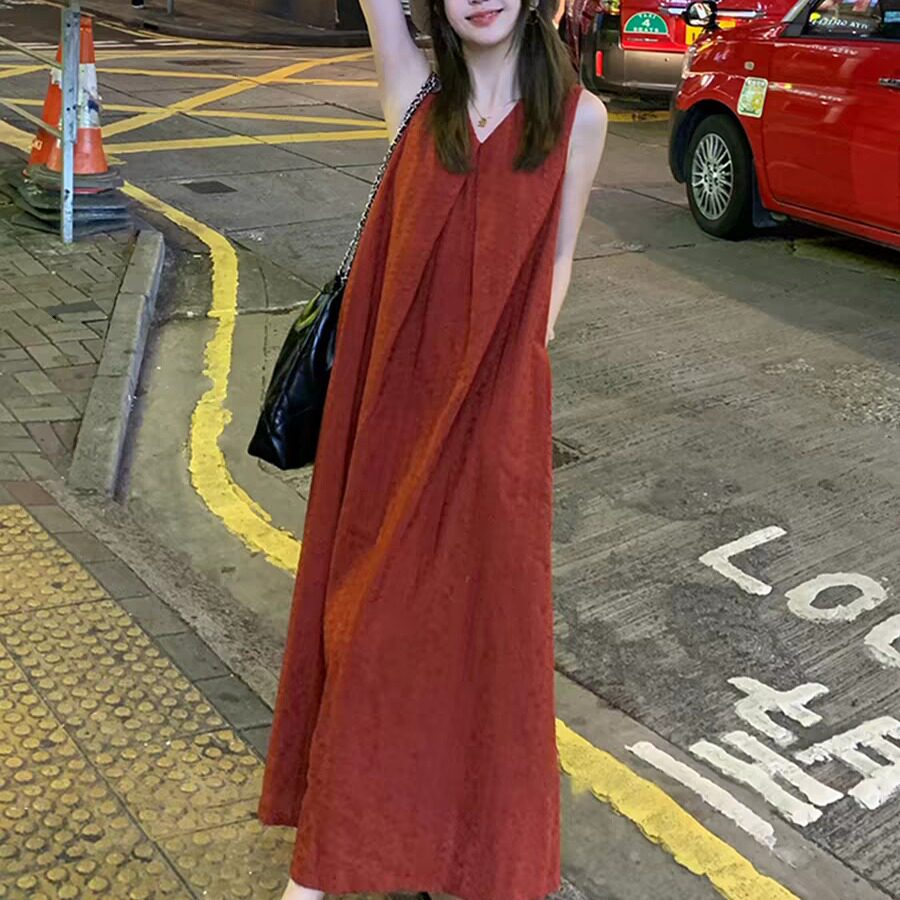 红色无袖背心连衣裙子女夏 2026新款爆款巨好看海边度假旅行长裙